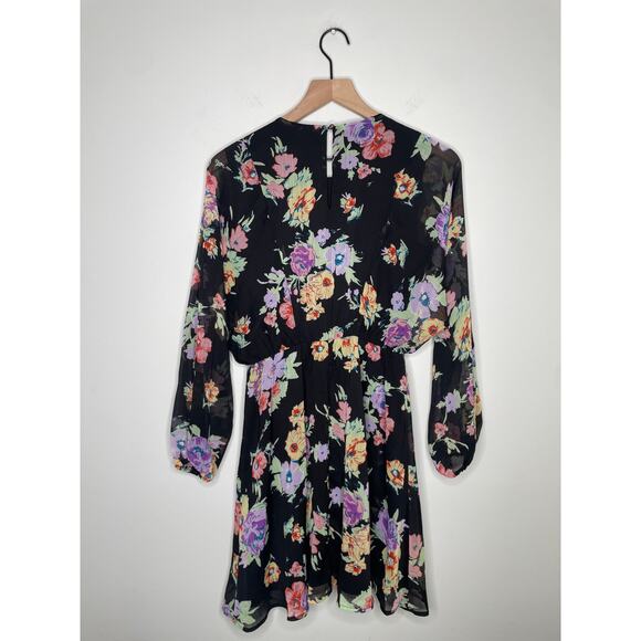 ⭐️ 3/$20 Wayf Chiffon Floral Print Long Sleeve Dress Size XS Black - Picture 6 of 9
